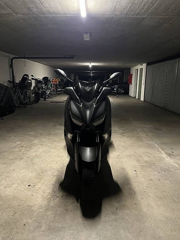 Scooters: Xmax 300 – Neuf avec emballage d'origine à Genève par dav_2krl