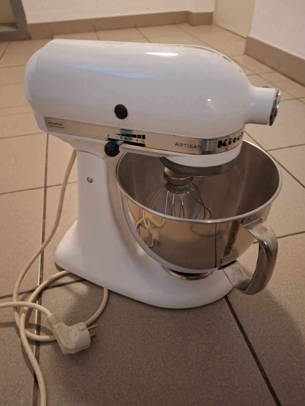 Kitchenaid Elettrodomestici da cucina: Robot culinaire KitchenAid Artisan blanc – Usato da Cheseaux sur lausanne venduto da Asergio