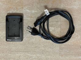 Nikon Quick Charger MH-18a Kamera AkkuLadegerät