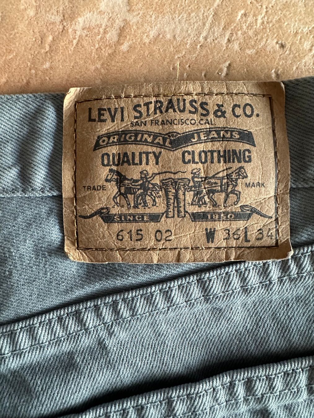 Jeans: Levi's Jeans NEUF – Nuovo (secondo la descrizione) da La Chaux-de-Fonds venduto da brutus586 2