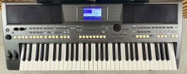 Yamaha PSR-S670 61-key Arranger Workstation