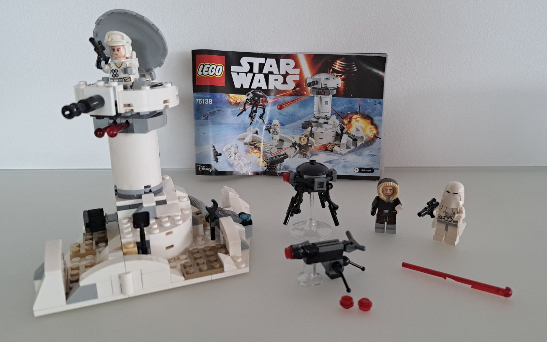 Lego Giocattoli: LEGO Star Wars 75138 Hoth Attack mit Anleitung – Usato da Langendorf venduto da thesi246