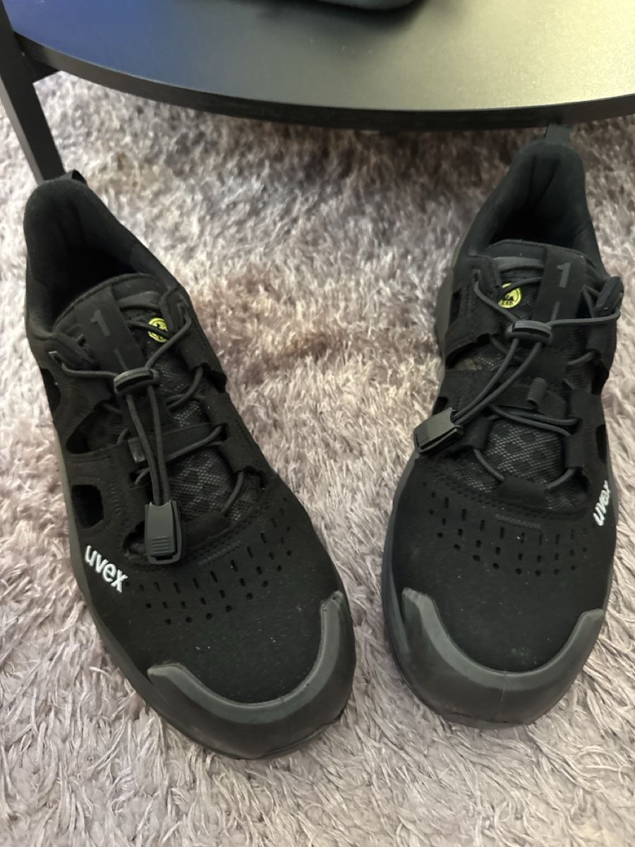Uvex Chaussures femmes: Uvex Sicherheitsschuhe – Neuf (Voir description) à Jona par fluber92