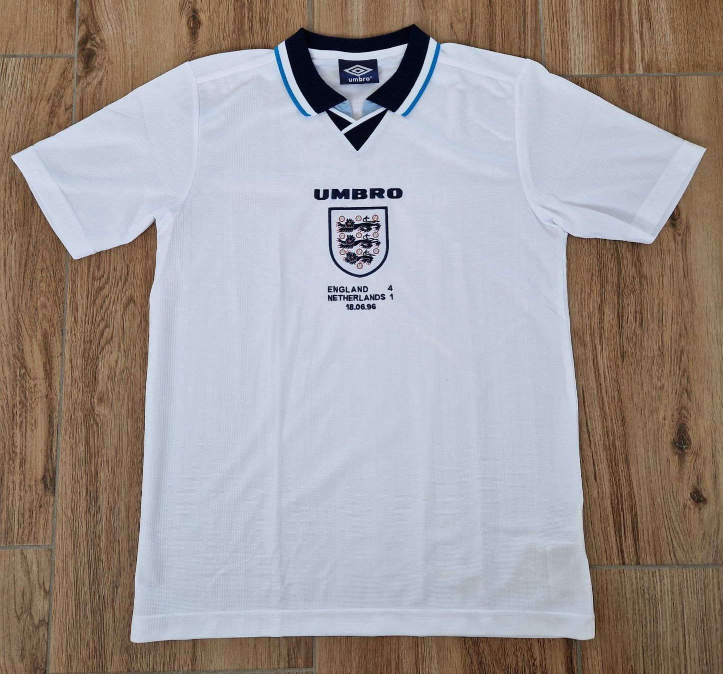 Umbro Canottiere & Pantaloni: Orginal England Trikot EM 1996 – Nuovo (secondo la descrizione) da Marbach SG venduto da Brinkmann30