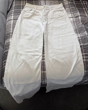 H&M, taille 38, très bon état 
