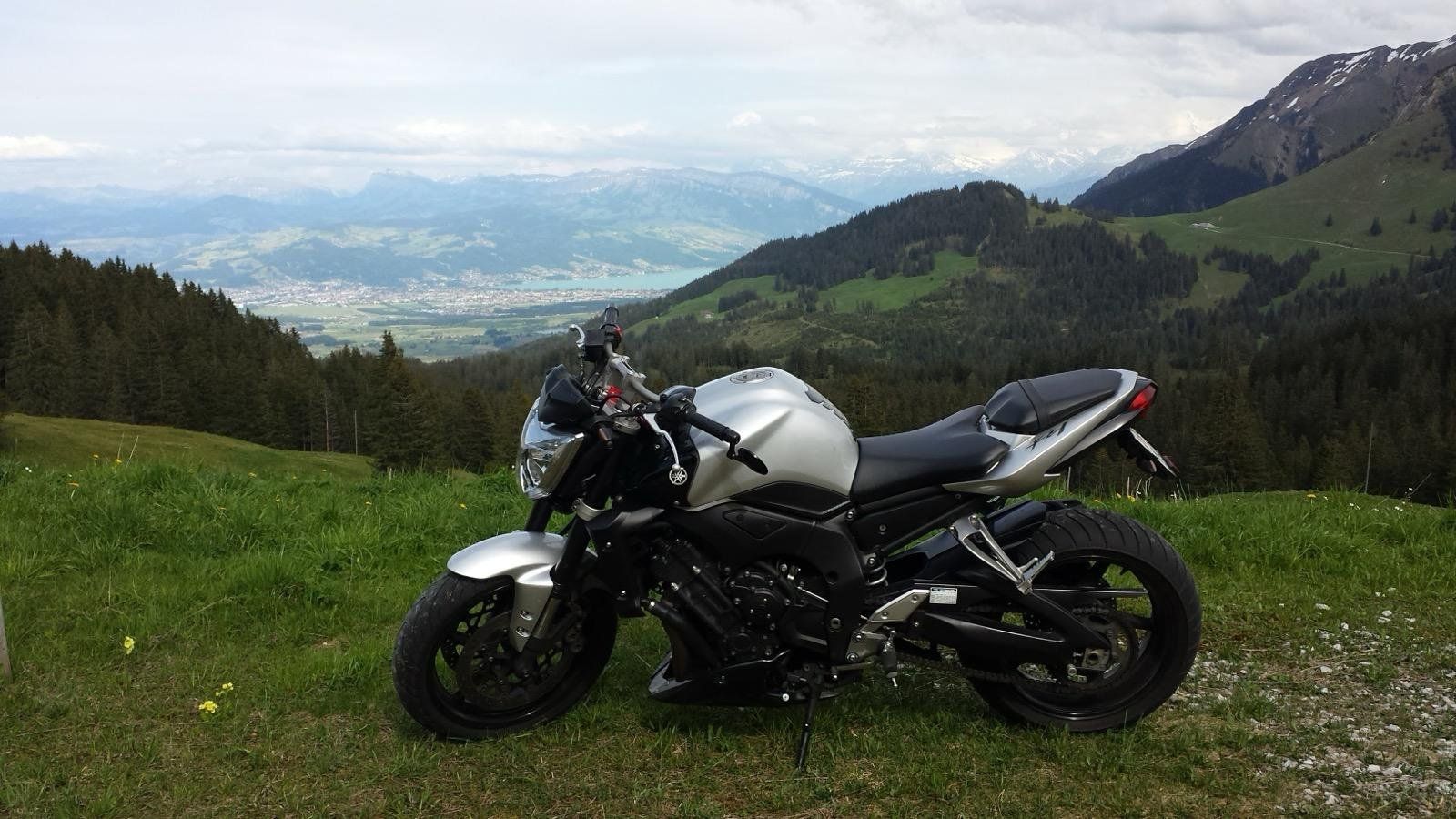 Yamaha Strada: Yamaha FZ1 N – Usato da Ueberstorf venduto da RIA91