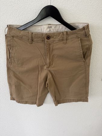 Hollister Herren-Shorts, Khaki, Gr. 32, Top