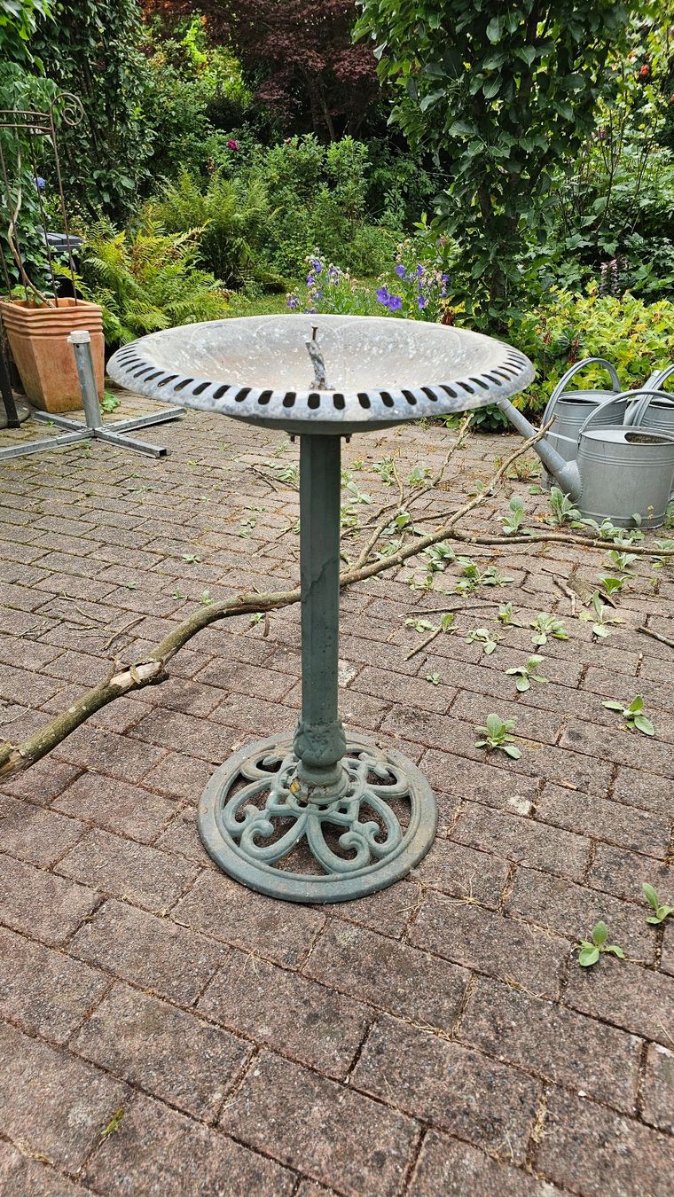 Stagni & Fontane ornamentali: Vogeltränke aus Stahl – Usato da Zürich venduto da cla_76ww 1