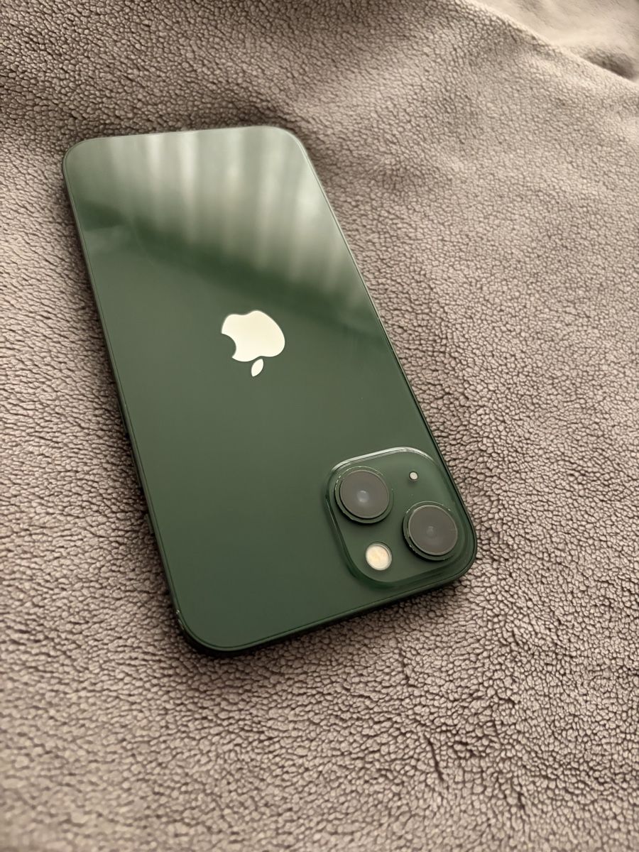 Apple Telefoni cellulari / Smartphones: Iphone 13 Grün – Usato da Burgdorf venduto da ata_wk2z 1