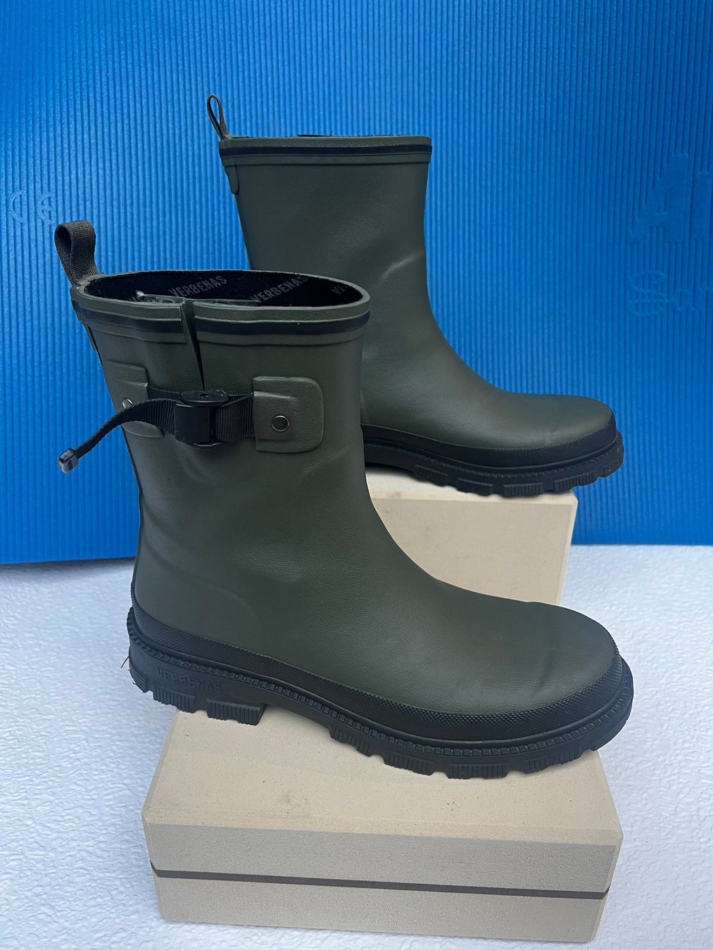 Damenschuhe: Rain boots – Gebraucht aus Zug von kar_vq6b