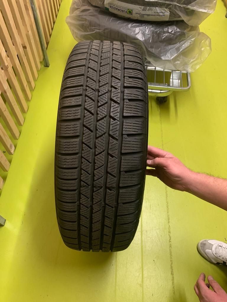 Audi Cerchioni: Felgen q5 mit Winterreifen – Usato da Les Avanchets venduto da VitoFerra 3