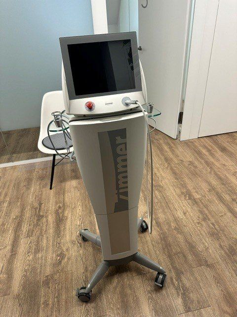 Medizinische Geräte: Zimmer Laser Physiotherapie Optonpro – Gebraucht aus Zürich von Zuerich_Seebach 1
