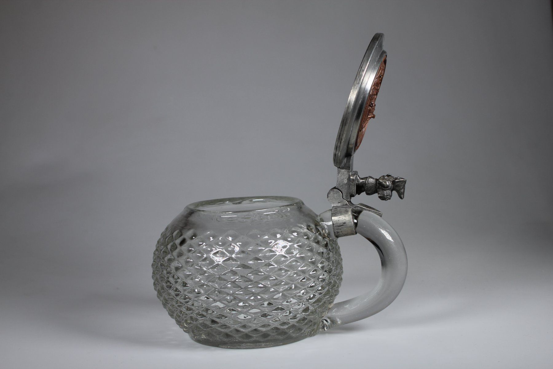 Sucriers: Glasdose mit Zinndeckel Zwerg Deckeldose – D'occasion à Basel par IRMAundFRED 2