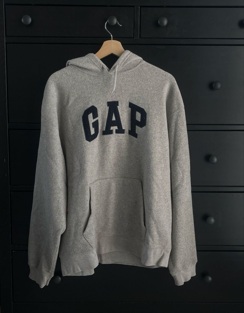 Gap Pulls & Sweat-shirts: GAP Hoddie Grau – D'occasion à Winterthur par alessandra00