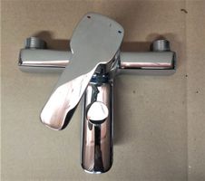Hebelmischer Bad ohne Wandanschlüsse