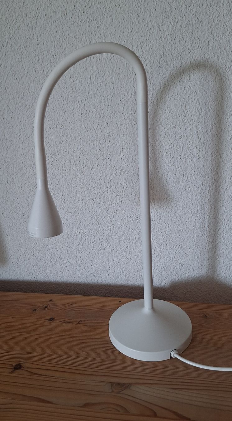 Lampade: Schreibtischlampe mit flexiblem Hals. – Usato da Bassersdorf venduto da Makeje58 2