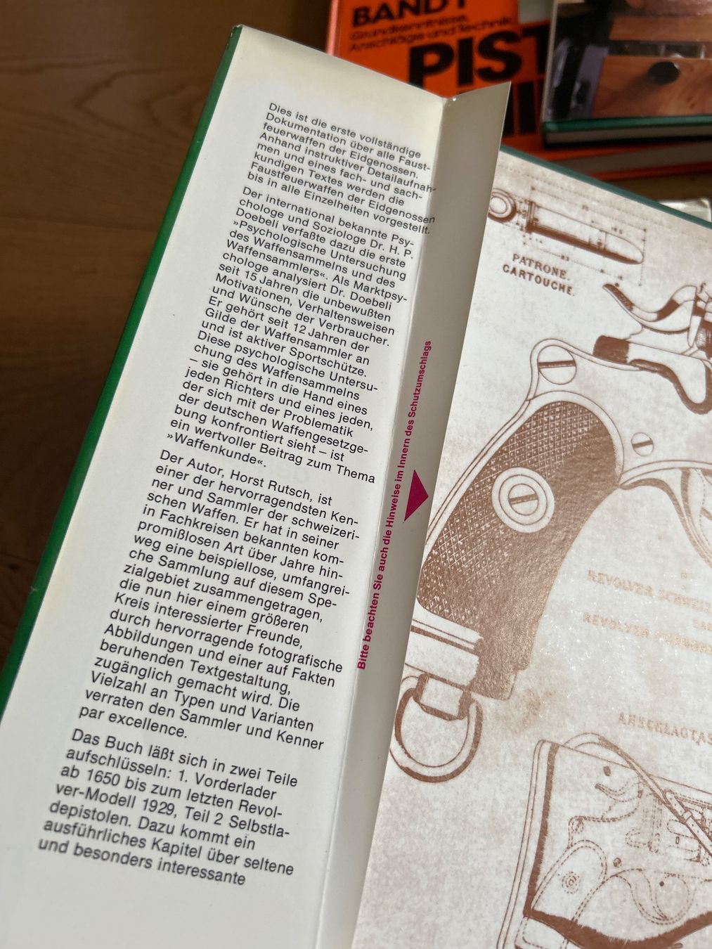 Bücher: Diverse Waffen Bücher Teilweise Ordonanz – Gebraucht aus Langnau i. E. von PSS-212 4