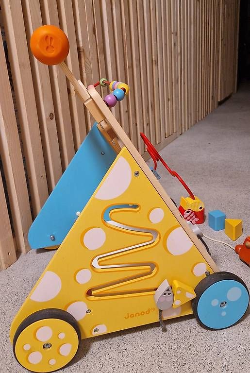 Janod Véhicules pour enfants: Trotteur Janod – D'occasion à Léchelles par SoniaMac 2