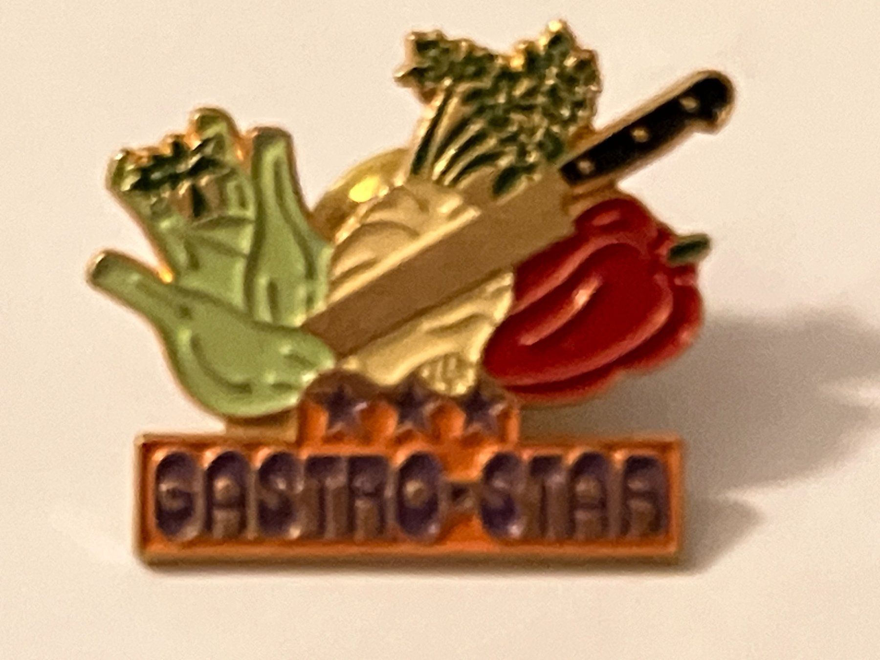 Placchette & Badge: 1 Pin Gastro Star – Usato da Basel venduto da djwwpp