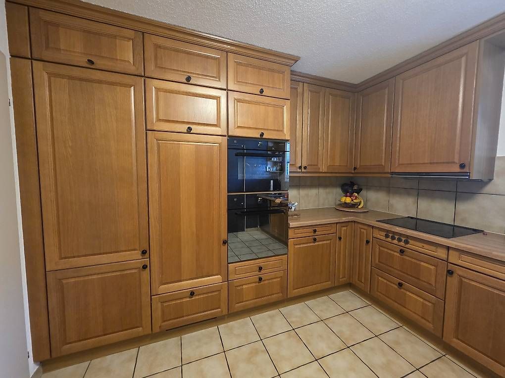 Cucine complete: Gratis Echtholzküche – Usato da Hochdorf venduto da elton09 1