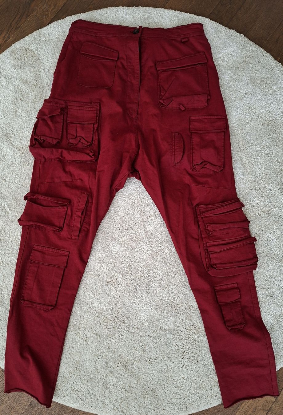 Rundholz Hosen: Rundholz Dip Cargohose rot, L – Neu (gemäss Beschreibung) aus Basel von Cerich 1
