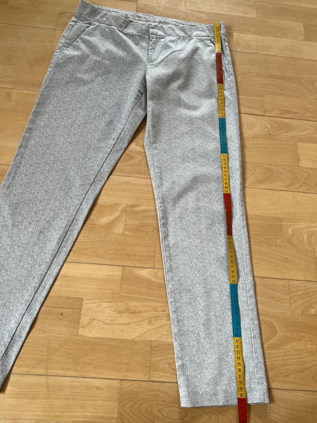 Benetton Pantaloni: Benetton Damen Hose in Gr. 38, Hellgrau – Usato da Worb venduto da farben20zauber 4