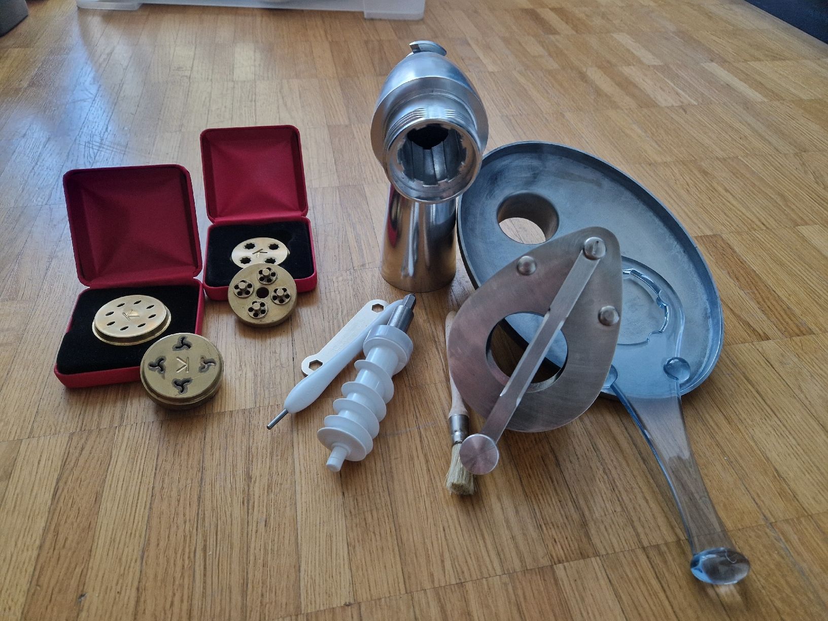 Elettrodomestici da cucina: Kenwood Pasta Maker – Usato da Luzern venduto da TamaraMoser