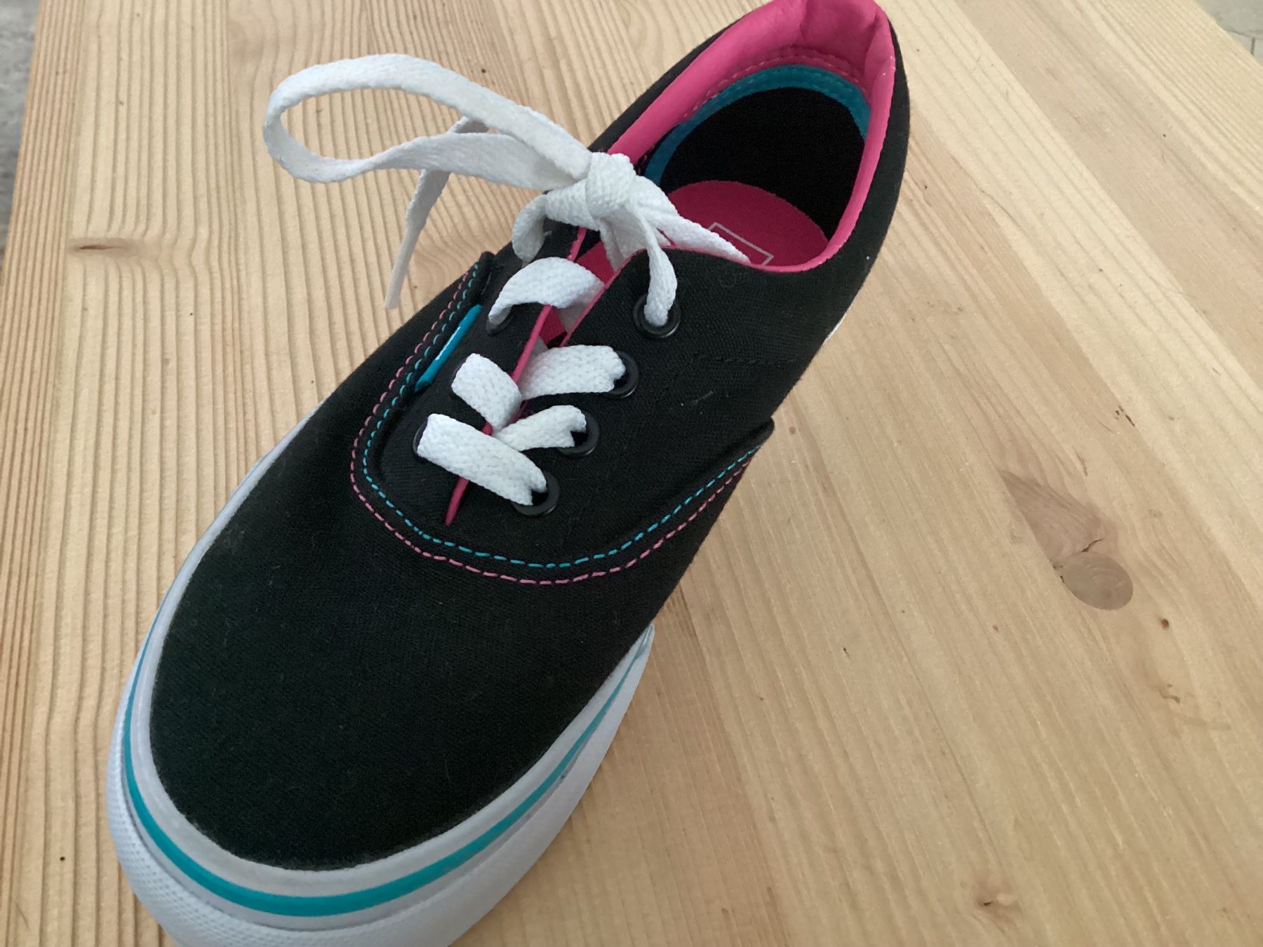 Vans Scarpe per ragazze: Vans Girls Schuhe Freizeitschuhe – Nuovo (secondo la descrizione) da Flüelen venduto da ne08 1