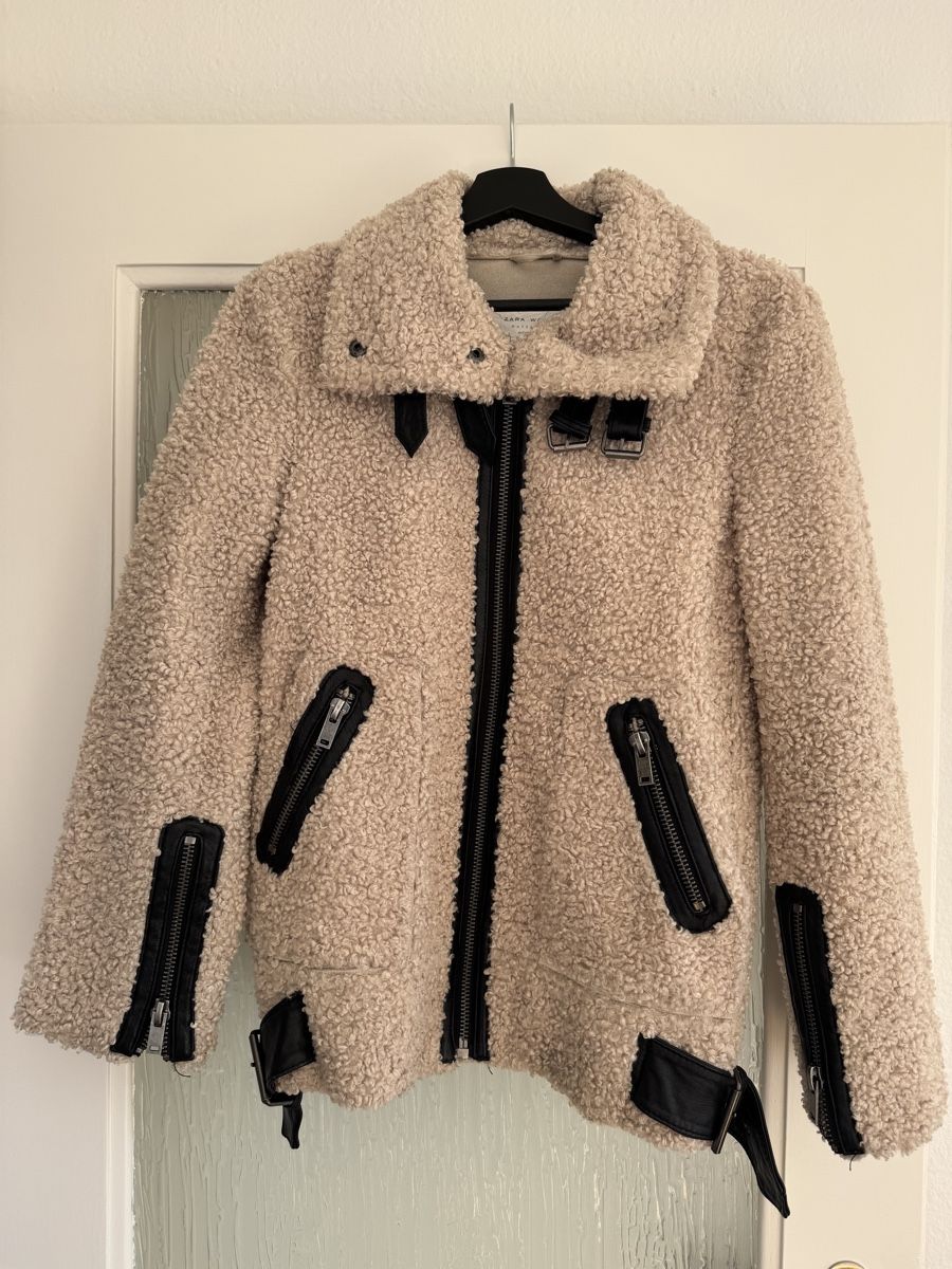 Zara Giacche: Warm Teddy Jacket, size XS – Usato da Dübendorf venduto da ClaraS.