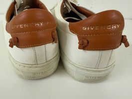 Sneakers von Givenchy Paris (Grösse 39)