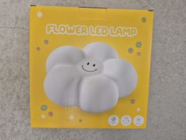 Niedliche LED-Blume Lampe, neu, für Kinderzimmer