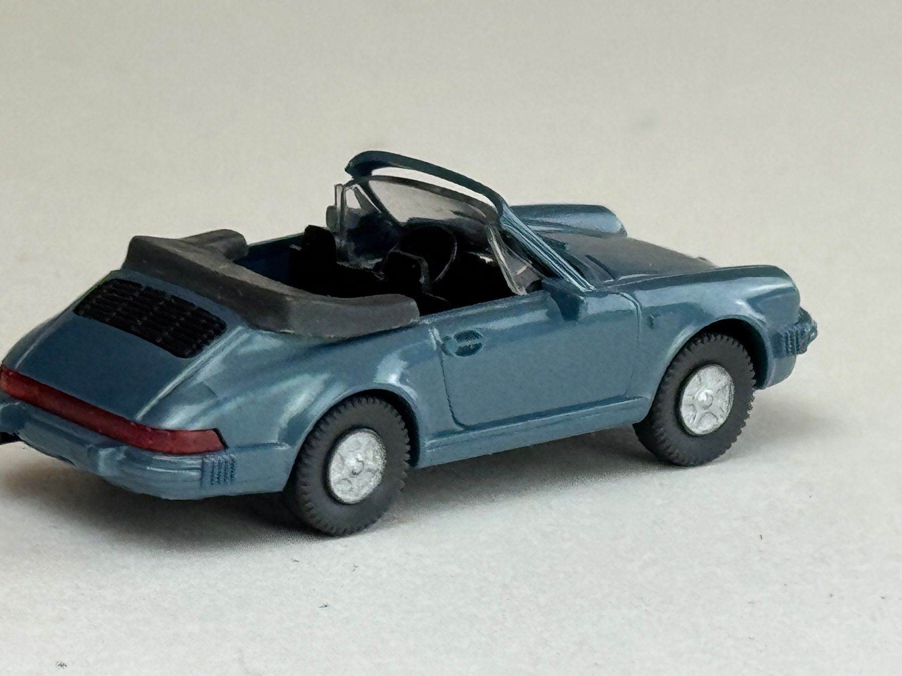 Wiking Modellini d'auto: Porsche 911 C Cabrio blau – Usato da Elm venduto da Wikmtz 1
