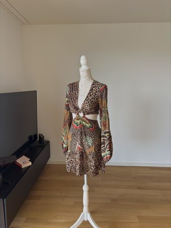 Kleid von ANJUNA  gemustert Grösse M