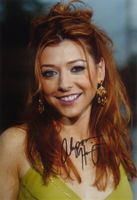 Original Autogramm von ALYSON HANNIGAN auf Großfoto
