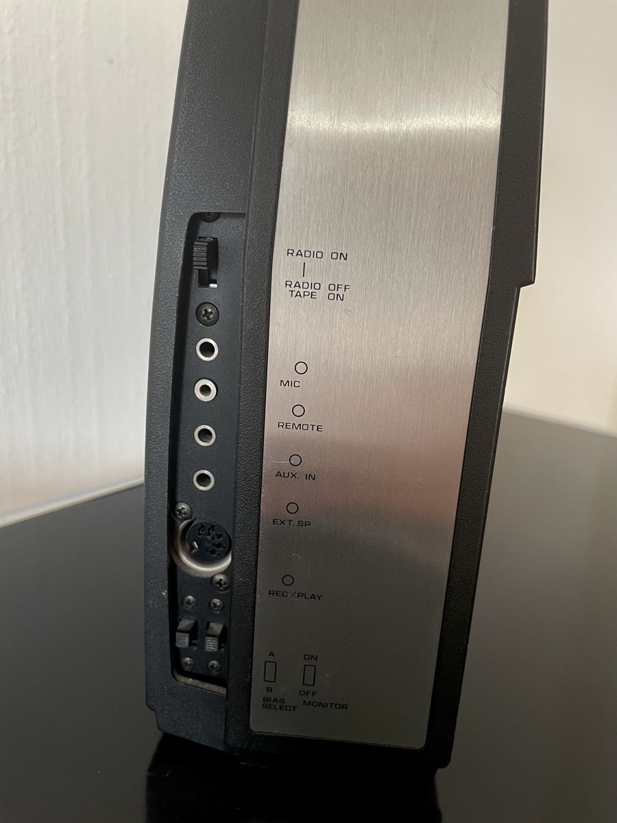 Hitachi Radios: Hitachi Radio-Kassettenrecorder – D'occasion à Olten par jebemm 8