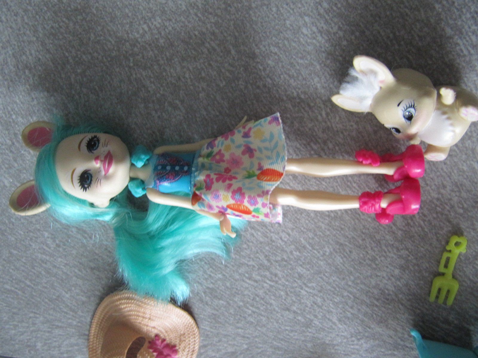 Bambole: Enchantimals: Danessa Deer & Fluffy Bunny "Garden Magic" – Usato da Arbedo venduto da nadia1973 1