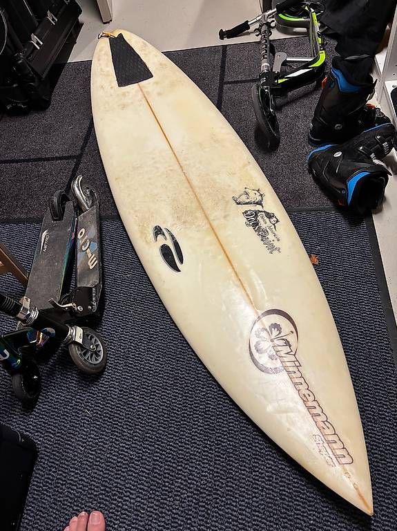 Tavole da surf e di nuoto: Surfboard 6'2 Minnemann Surfbrett – Usato da Kriens venduto da Juschkim 3