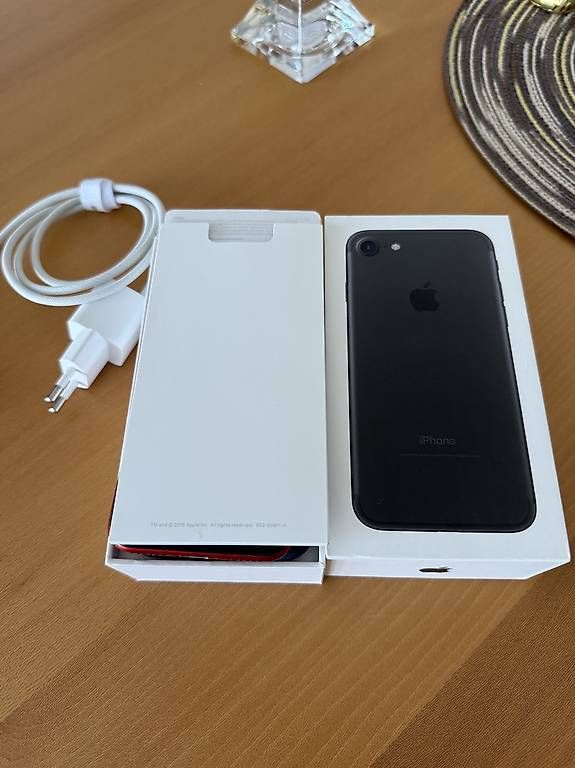 Portables: iPhone 8 – D'occasion à Reichenburg par Zuzulia 4