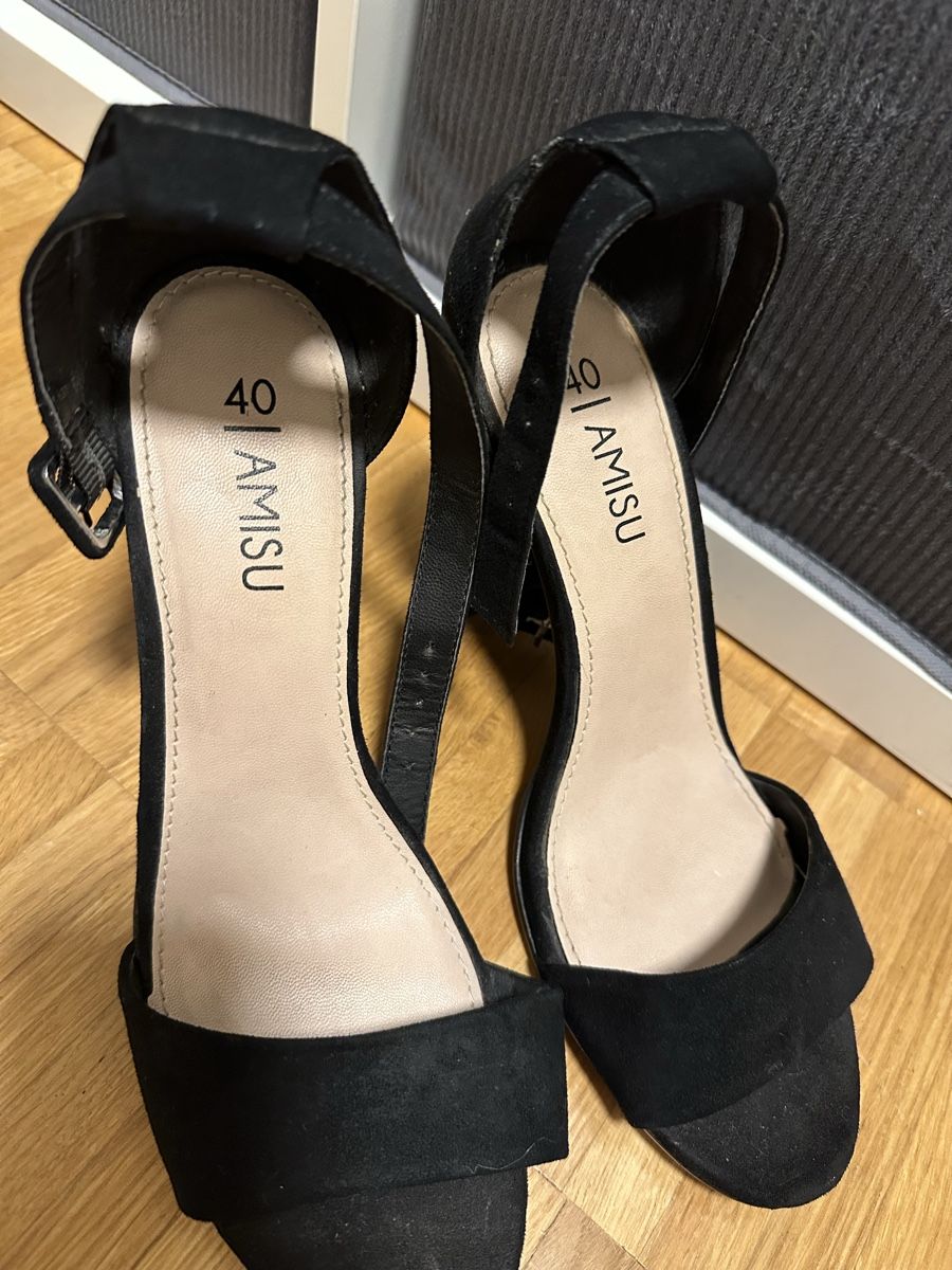 Damenschuhe: Schwarze AMISU High Heels Gr. 40 – Gebraucht aus Reinach BL von Alles_muss_weg00 2