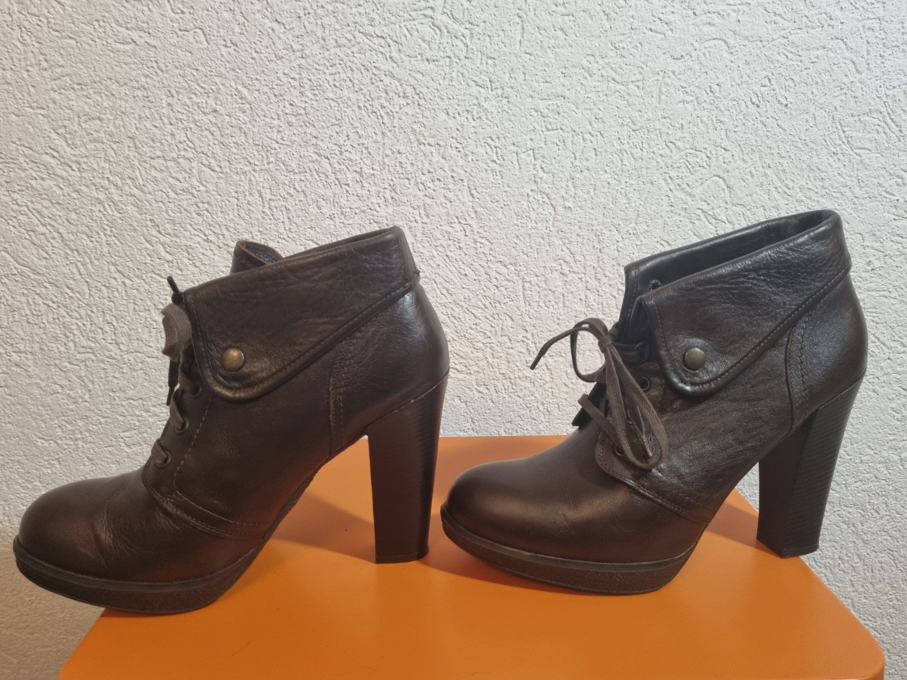 Scarpe da donna: Bata Schuhe Grösse 40 – Usato da Schönenwerd venduto da Chez_Mimi 2