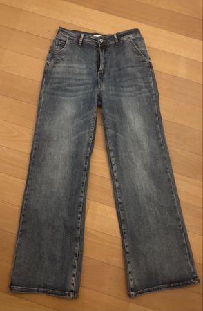AUST Jeans Grösse L - angenehmer, elastischer Stoff