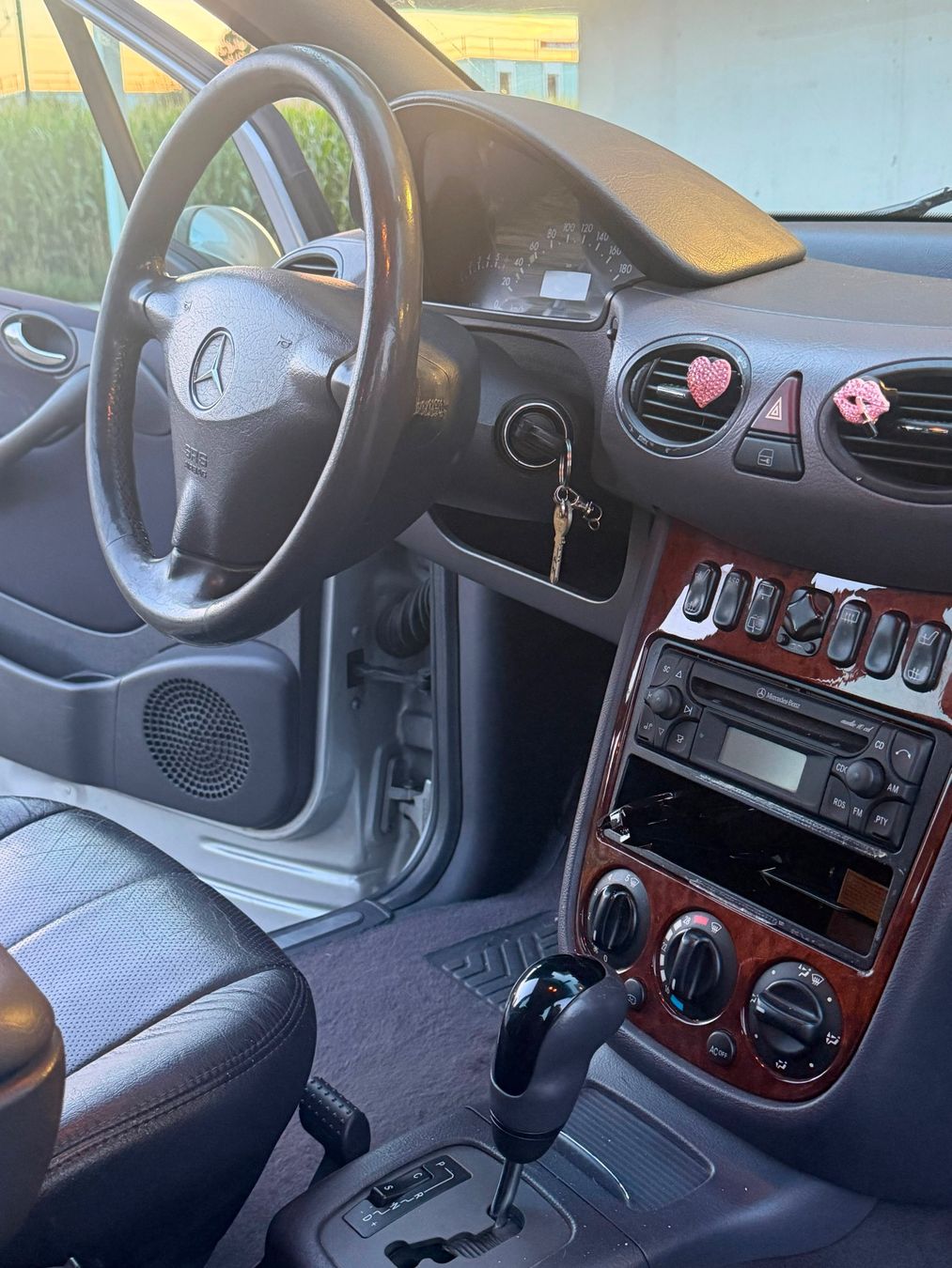 Mercedes-Benz Autos: Mercedes-Benz A-Klasse 190 Elegance – D'occasion à Reinach AG par had_79ft 5
