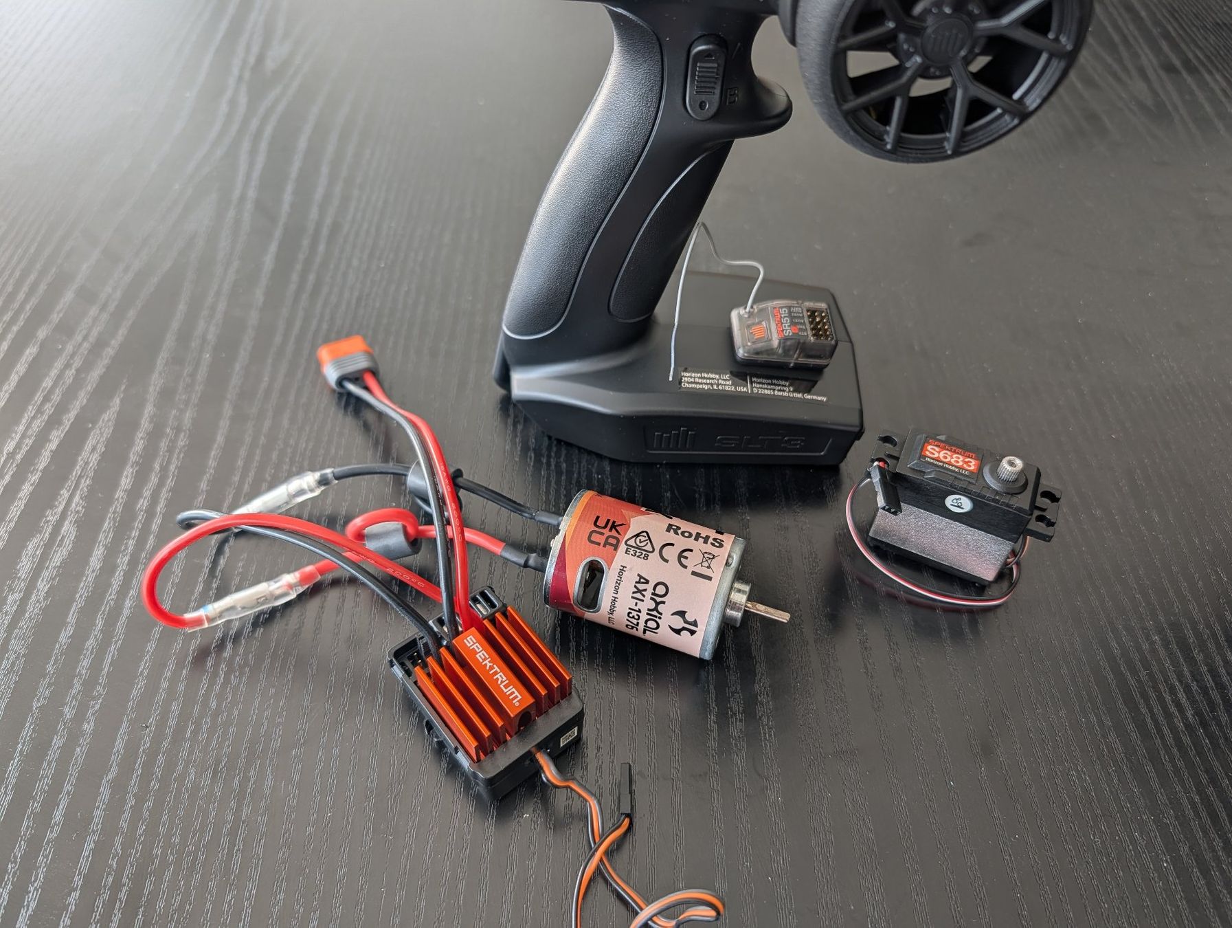 Axial Modellismo RC: Axial SCX10 III Télécommande et électronique – Nuovo (secondo la descrizione) da Moutier venduto da sebeu555