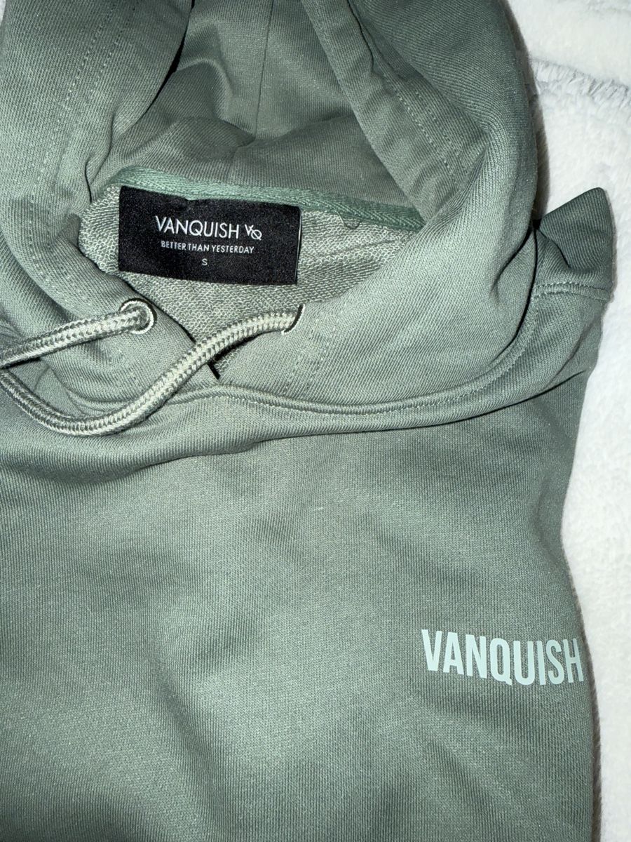 Lotti di vestiti: Vanquish Set in Olivgrün - Größe S – Nuovo (secondo la descrizione) da Heerbrugg venduto da ines_lopez 6