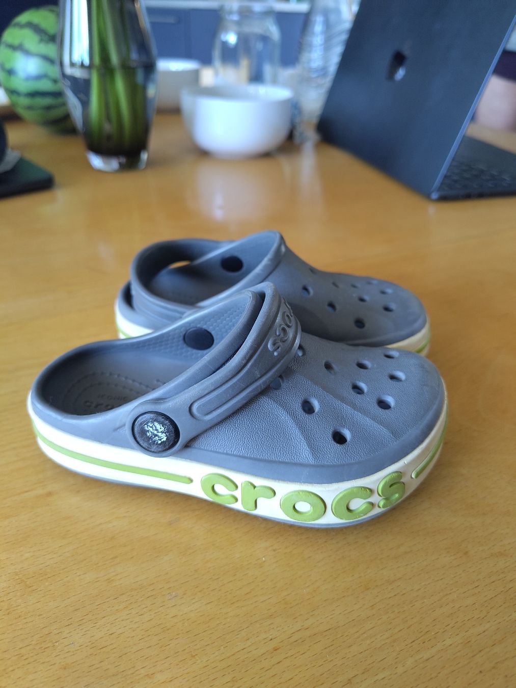 Crocs Scarpe per ragazzi: Kinder Comfort Crocs Gr. 24-25 C8 – Usato da Zürich venduto da wpo_f2qh