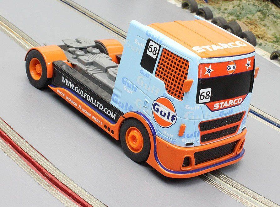 Piste: C3722 Scalextric Lkw Gulf Nr. 68 mit Carson Digitaldecoder – Nuovo e nell'imballaggio originale da Bettlach venduto da Qwert12 2