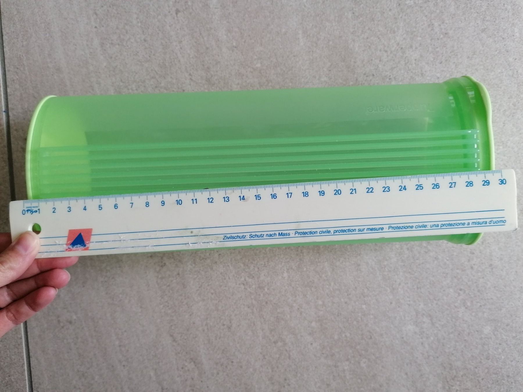 Tupperware Behälter & Ähnliches: Tupperware Spaghetti-Behälter – Gebraucht aus Neu St. Johann von Nalerama 6