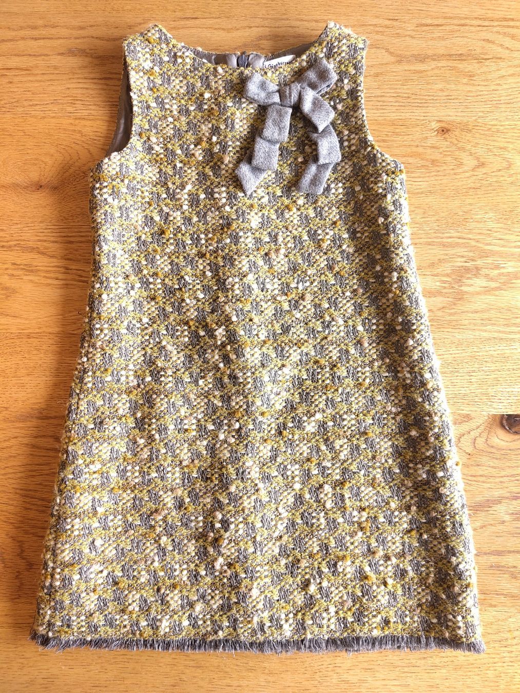 Vestiti & Gonne: Hübsches Tweed-Kleid Gr.104 – Usato da Genève venduto da Lenawi