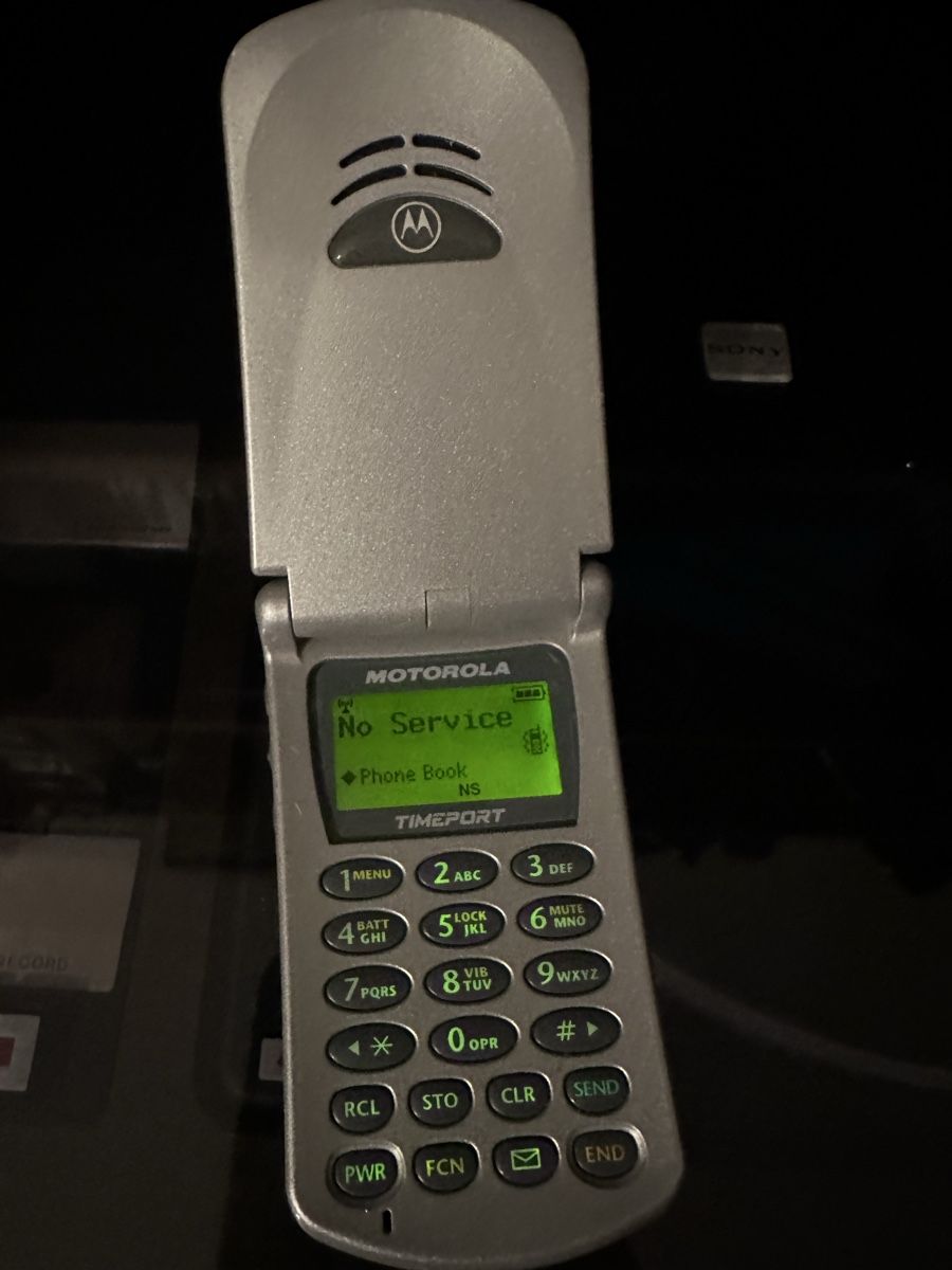 Motorola Telefoni: Mercedes benz téléphone – Usato da Onex venduto da rya_5brm 3
