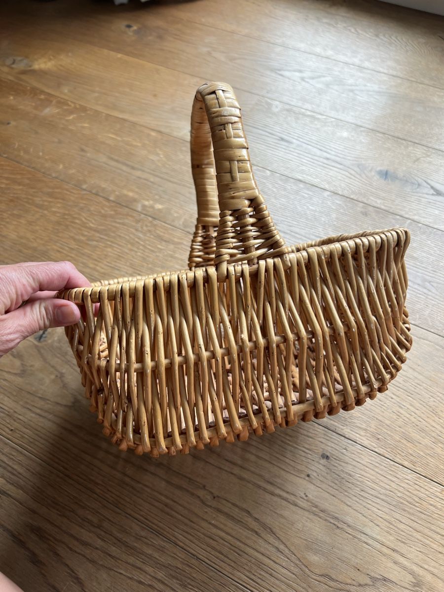 Altro per la casa: Kleiner Picknickkorb mit Tragegriff – Usato da Uerikon venduto da Saffagirl 4